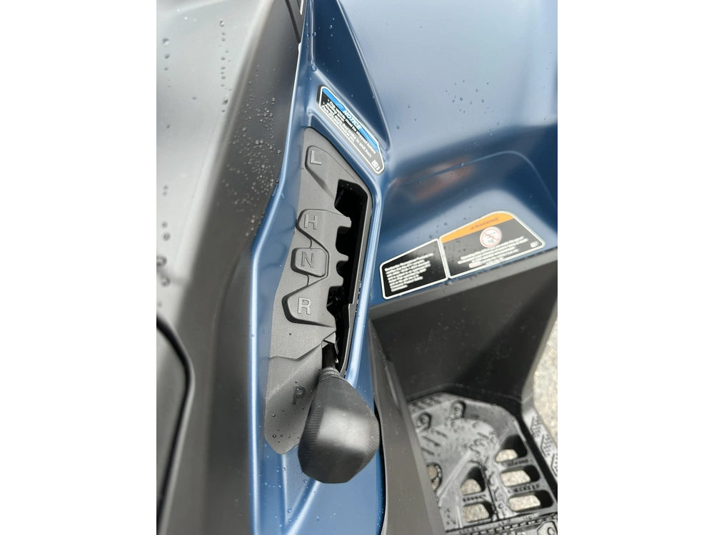 2025 Can-am Outlander Max Ltd 1000r alt
