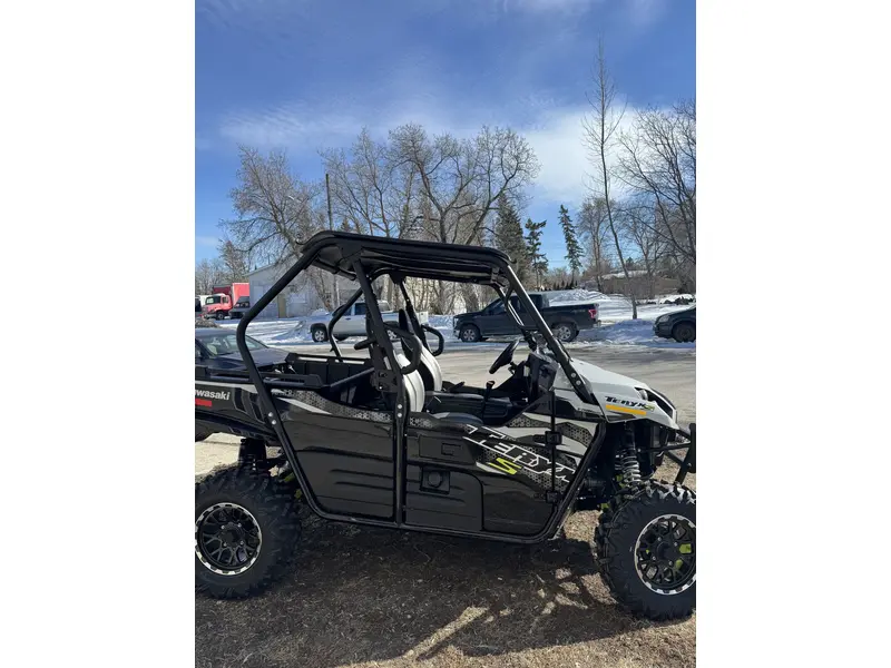 2025 Kawasaki Teryx S LE