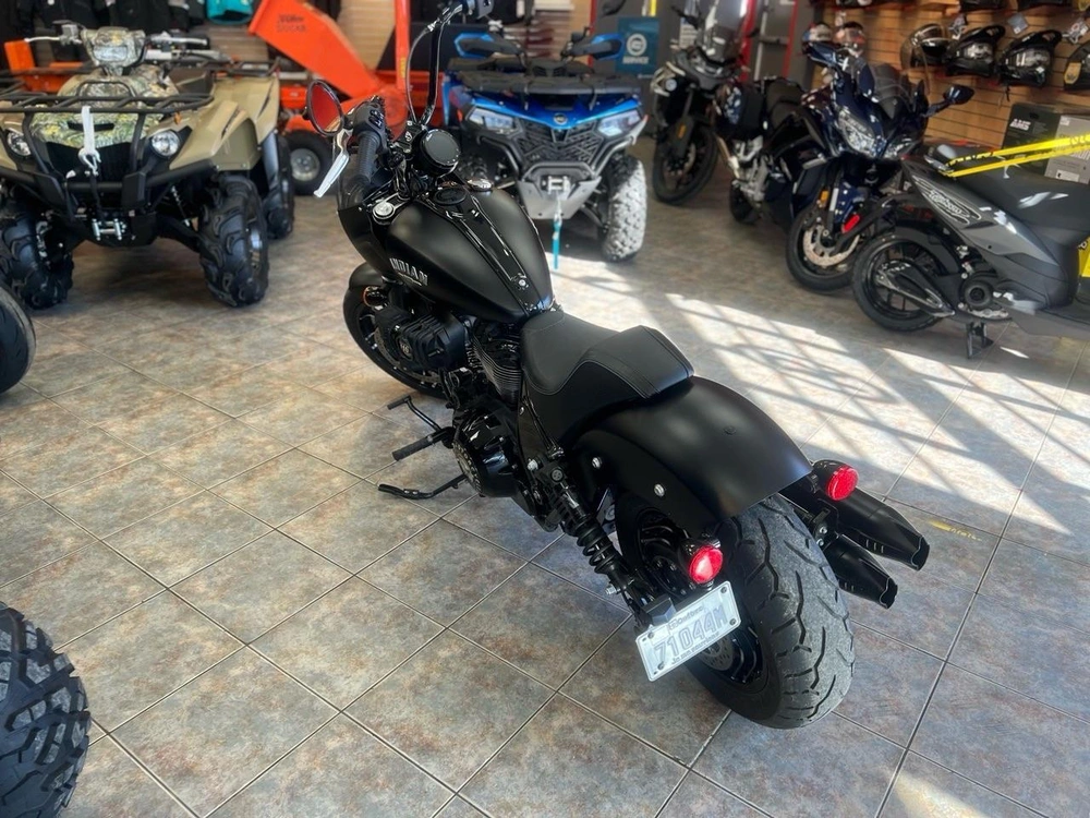 Indian Motorcycle Sport Chief Dark Horse 2023 alt