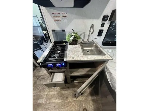 2025 Sunset Park RV Sunray 149 Seulement 2260 lbs