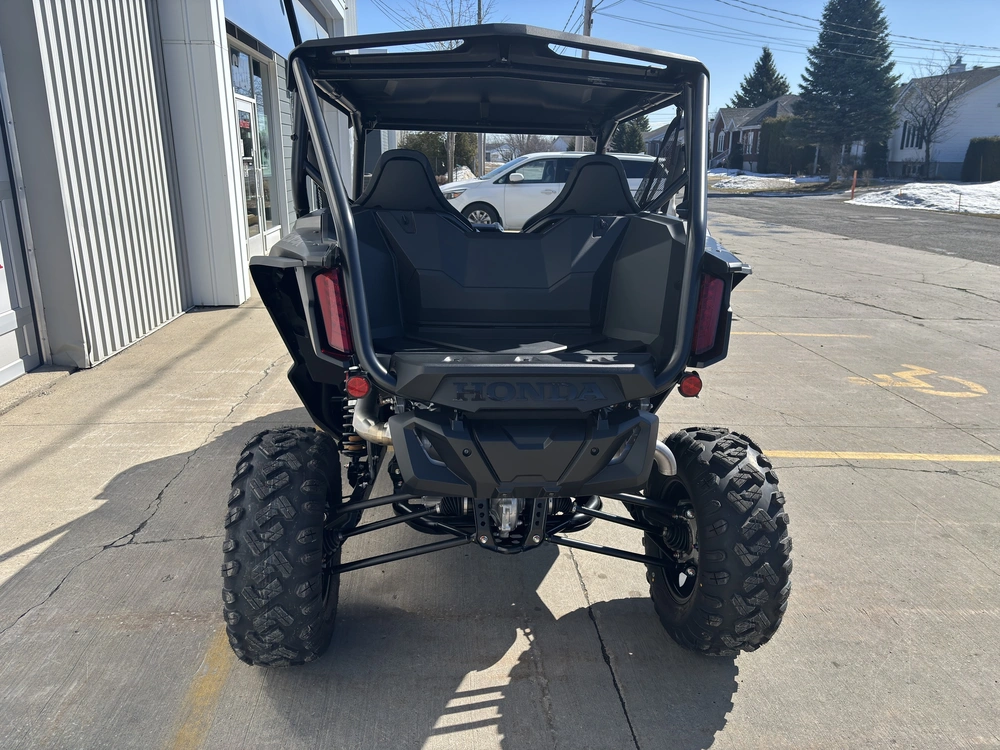 2025 Honda Talon 1000x 2 Places alt