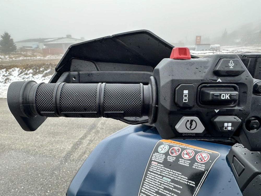 2025 Can-am Outlander Max Ltd 1000r alt