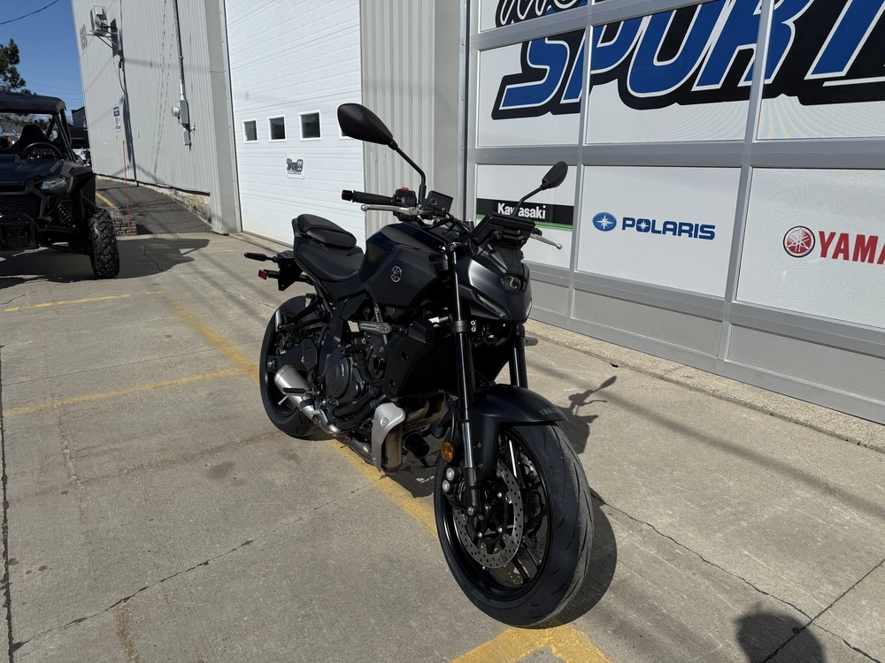 2025 Yamaha Mt-07 alt