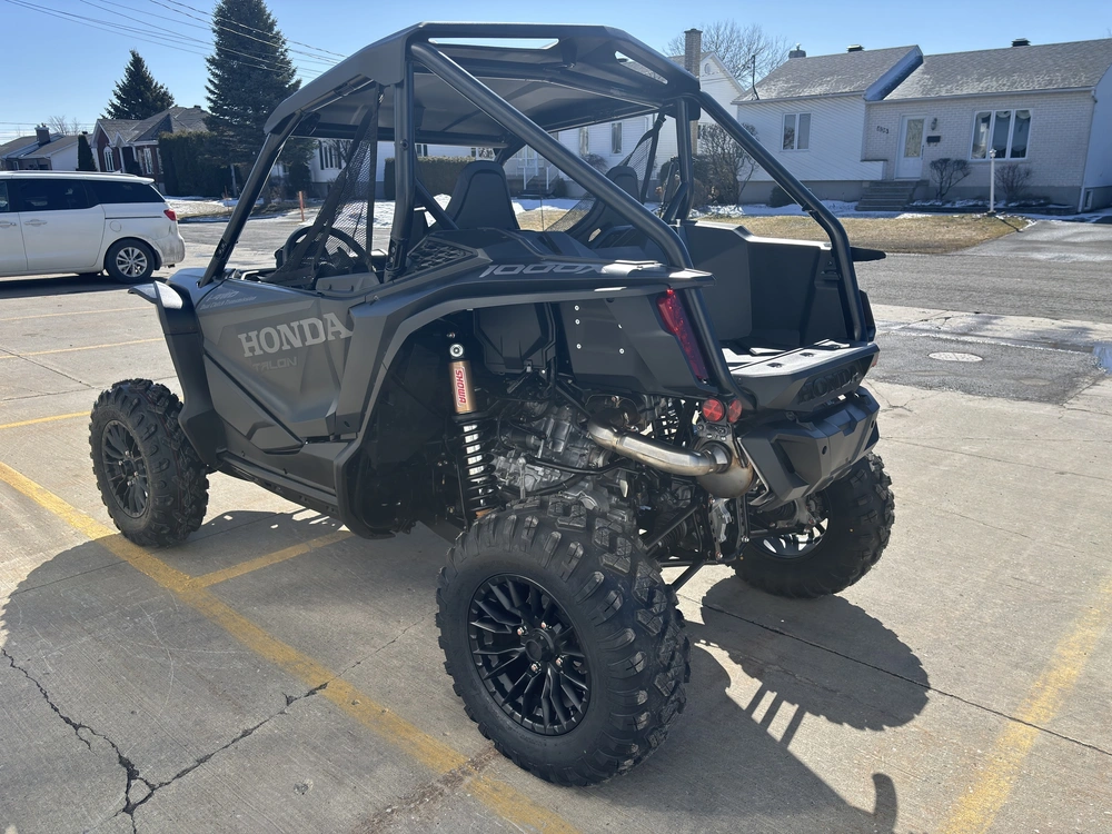 2025 Honda Talon 1000x 2 Places alt