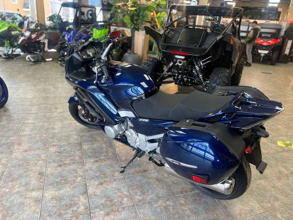 2025 Yamaha Fjr1300 alt