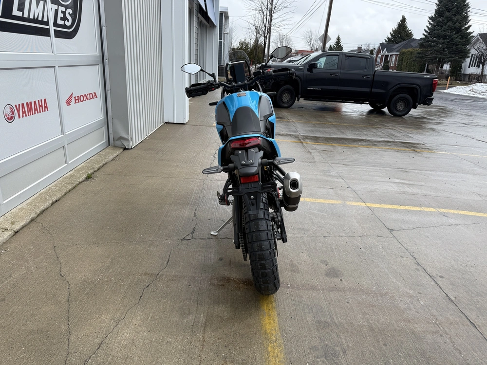 2025 Yamaha Tenere 700 alt