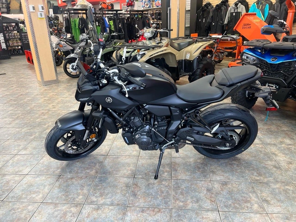 Yamaha Mt-07 2025 alt
