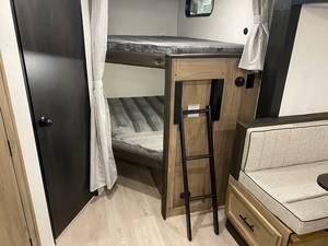 2025 Forest River CHEROKEE 26DBH BLACK LABEL MEILLEUR PRIX AU QUÉBEC