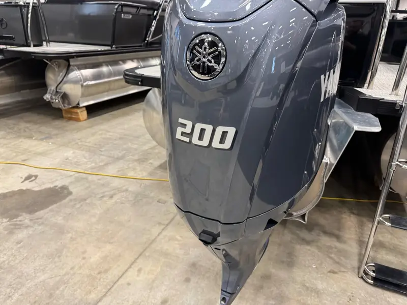 2024 Avalon LSZ Versatile Rear Bench Windshield ST:20516