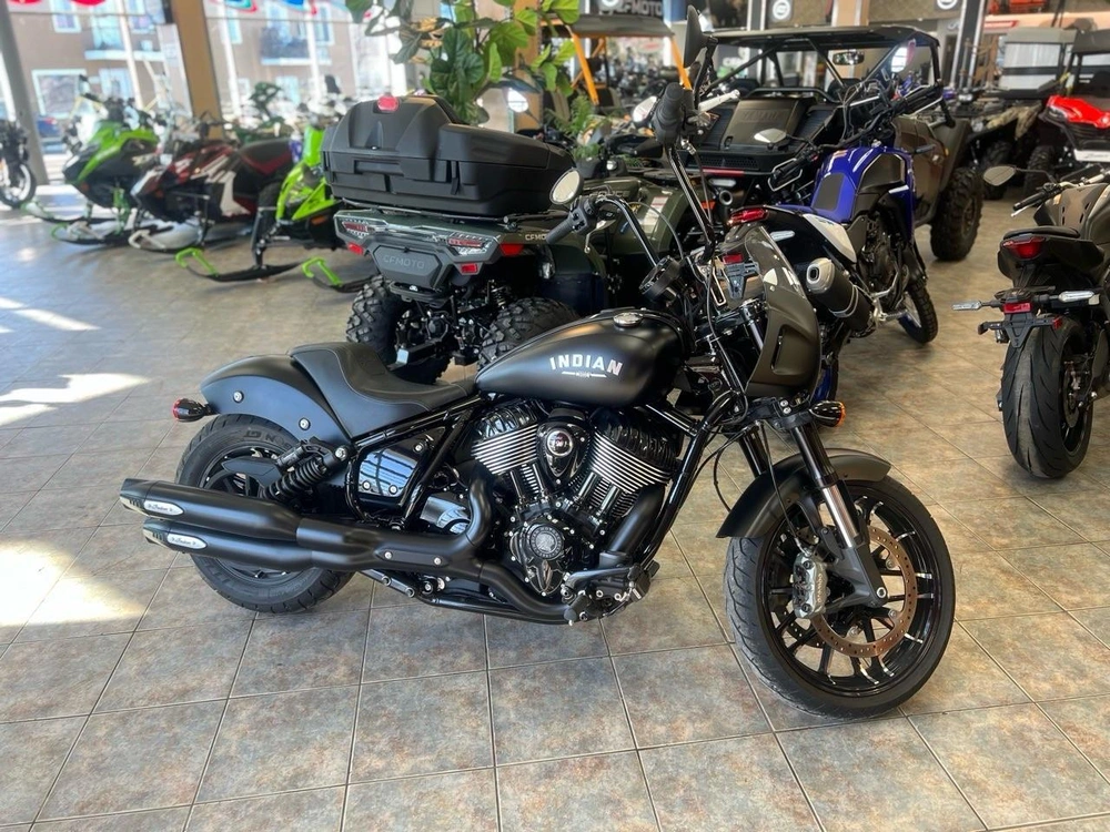 Indian Motorcycle Sport Chief Dark Horse 2023 alt