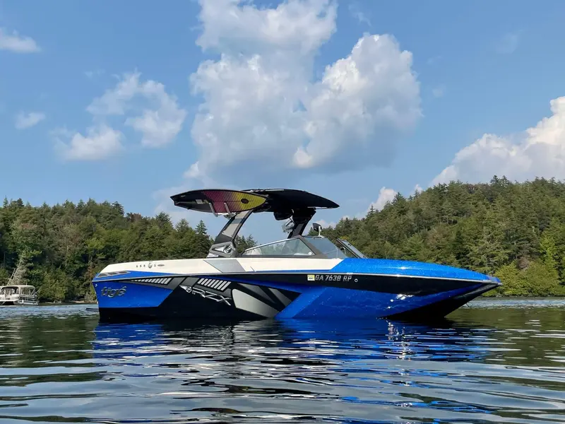 2017 Tige Boats RZX3