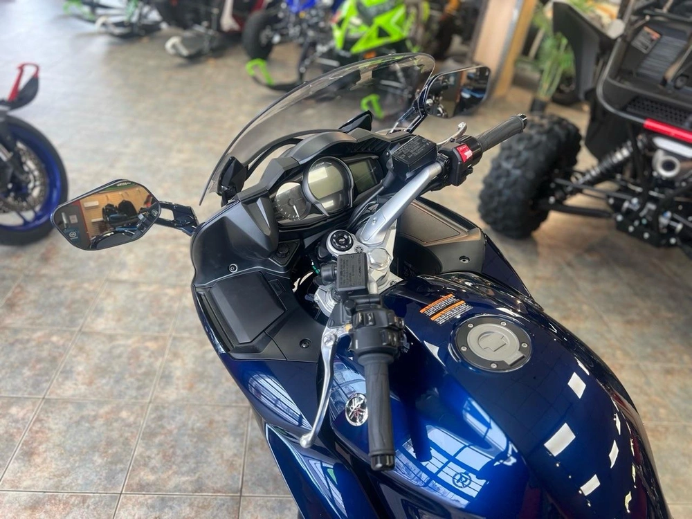 2025 Yamaha Fjr1300 alt