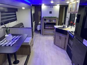 2025 Forest River CHEROKEE 26DBH BLACK LABEL MEILLEUR PRIX AU QUÉBEC
