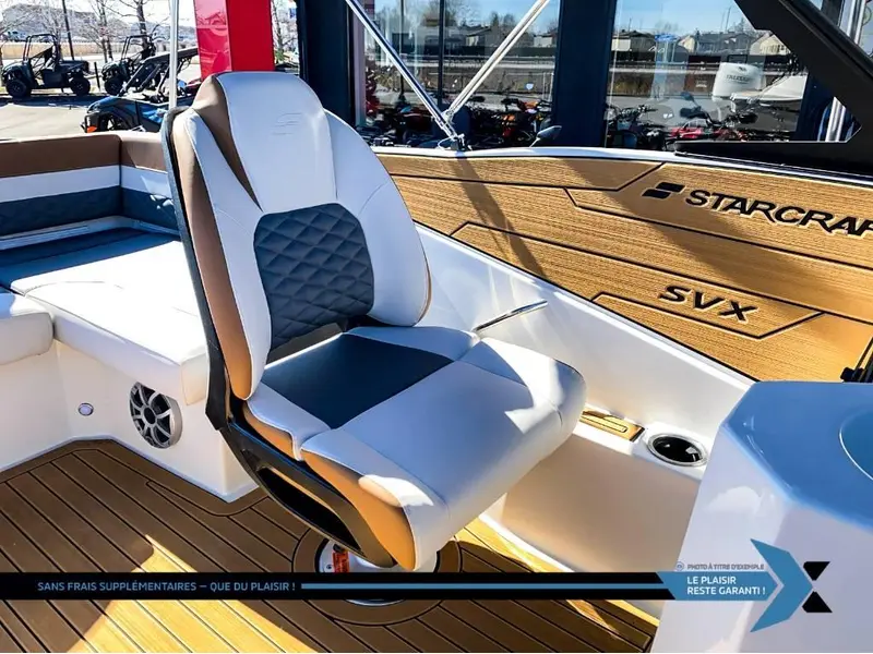 Starcraft SVX 190 OB 140HP deck boat bateau Ponté 2025