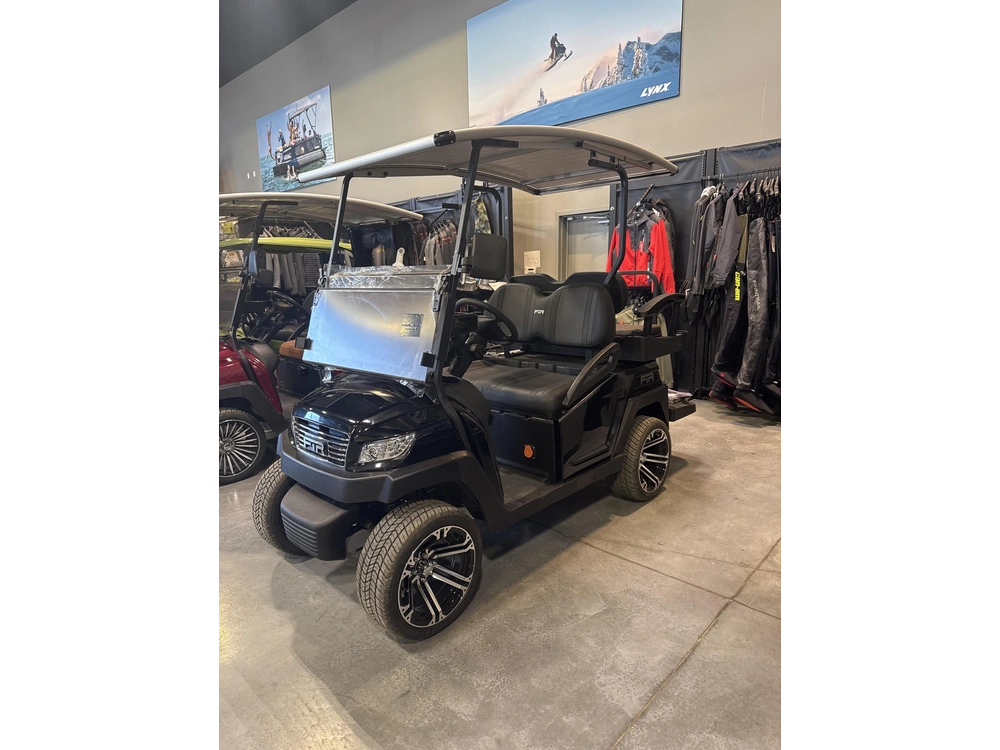 2025 Ftr Model 2+2 alt