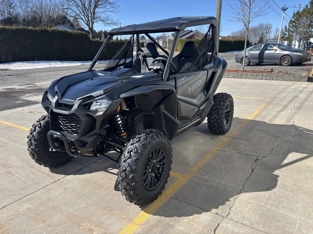 2025 Honda Talon 1000x 2 Places alt