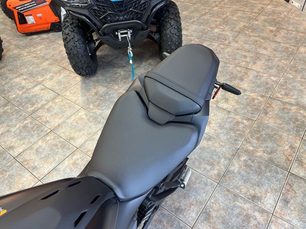 Yamaha Mt-07 2025 alt