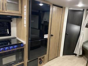 2025 Forest River CHEROKEE 26DBH BLACK LABEL MEILLEUR PRIX AU QUÉBEC