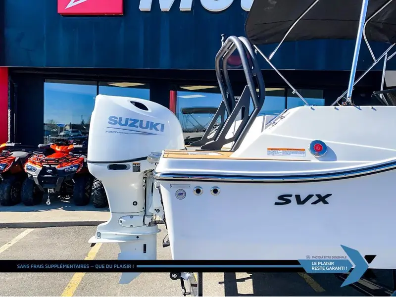 Starcraft SVX 190 OB 140HP deck boat bateau Ponté 2025