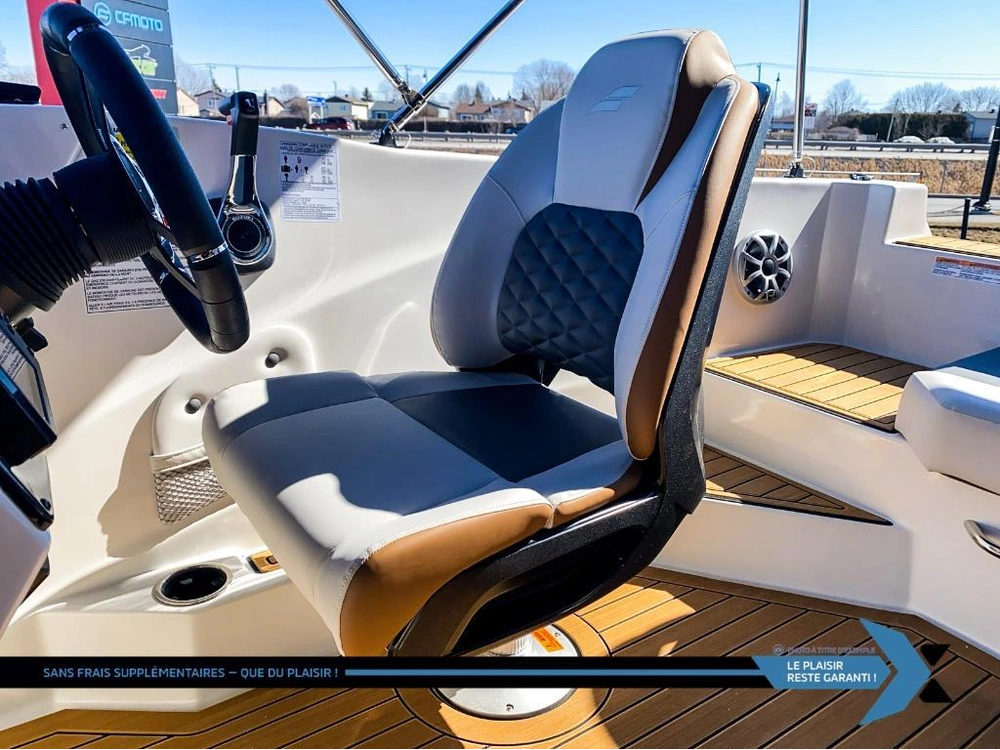 2025 Starcraft Svx 190 Ob 140hp Deck Boat Bateau Ponté alt