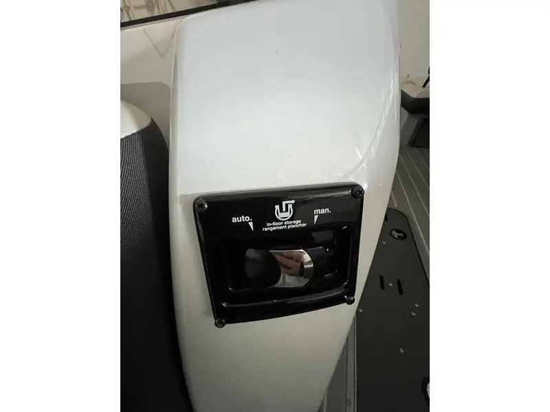 2023 Princecraft VOGUE 25 XT SPORT EDITION **MOTEUR MERCURY 300 FORCES!!**