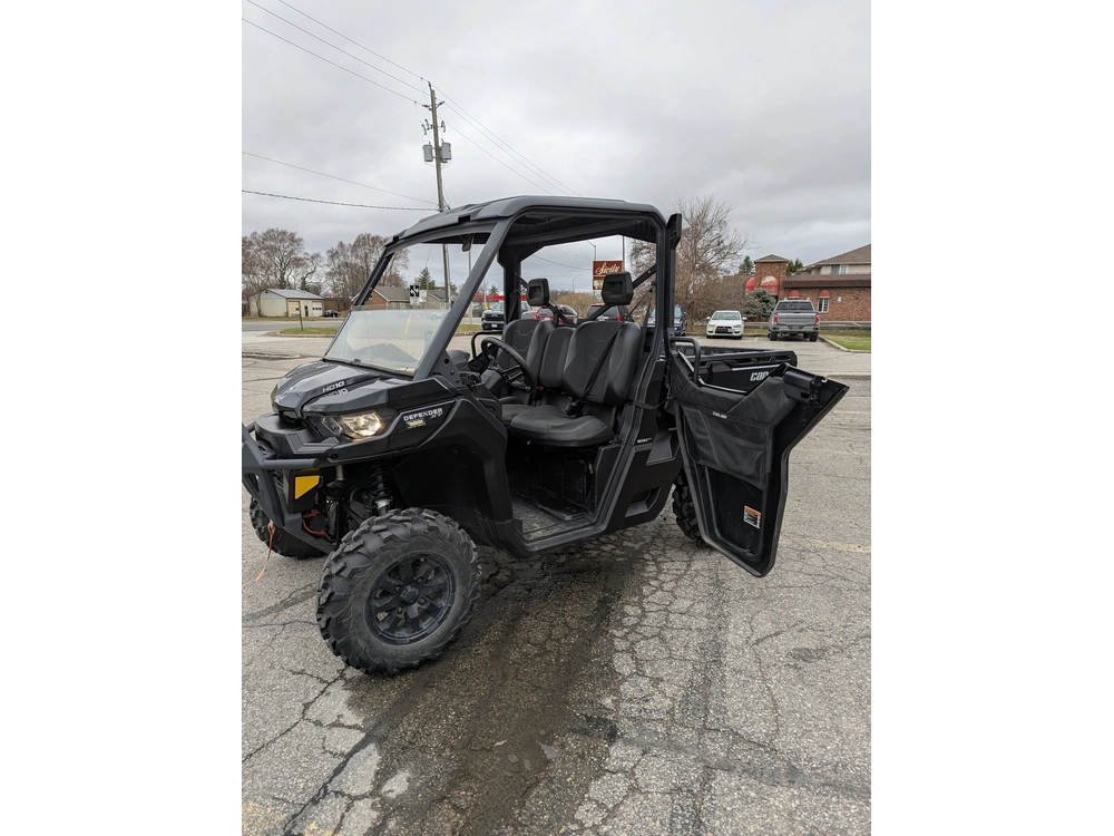 2024 Can-am Ssv Def Xt 64 Hd10 Bk 24 Xt alt