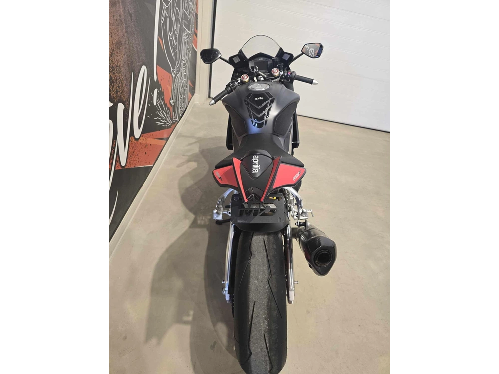 Aprilia Rsv4 1100rr 2018 alt