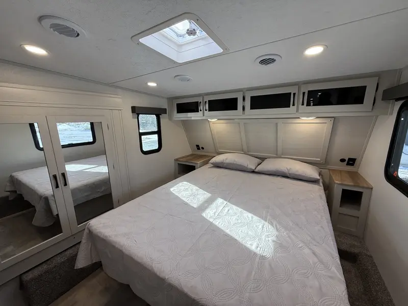 2025 Chaparral 30BHS