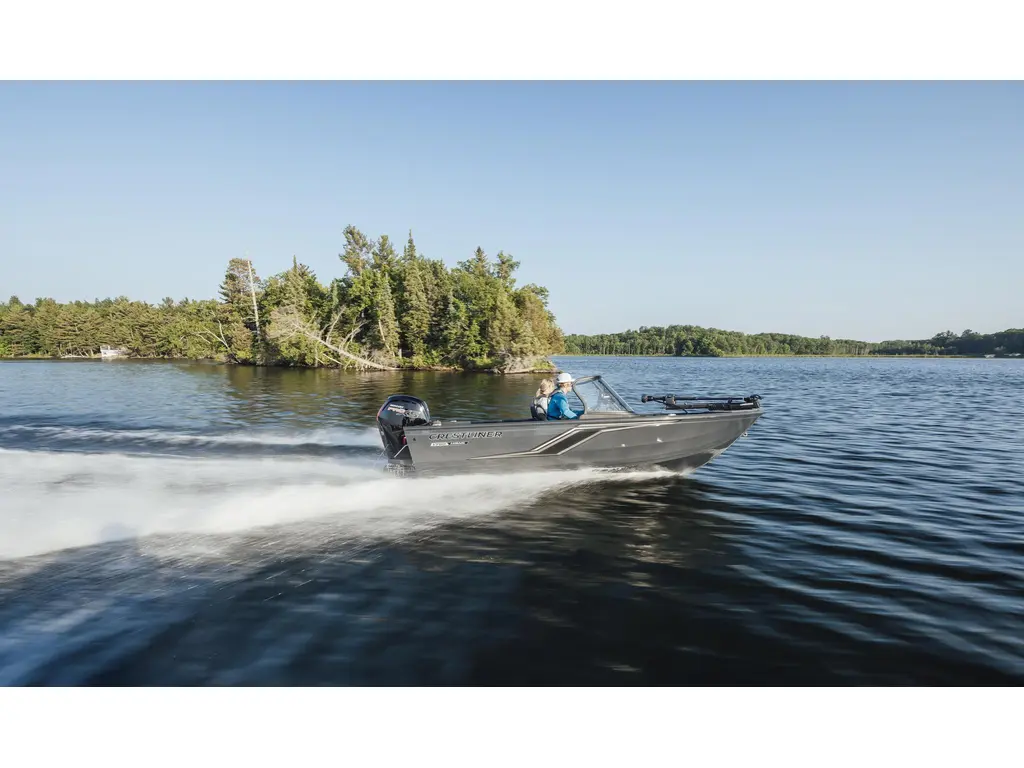 2025 Crestliner 1750 HAWK WT JUMPSEAT 