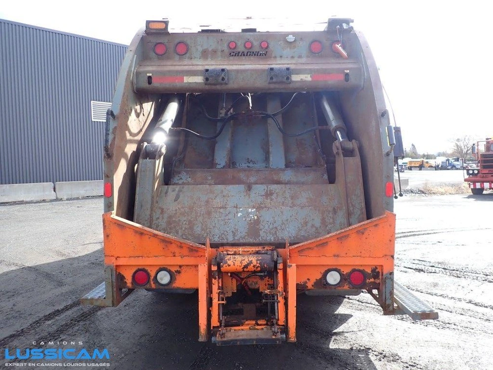 2007 Sterling 9513