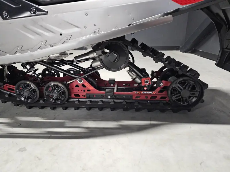 2023 Ski-Doo MXZ X-RS 850