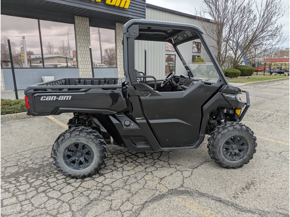 2024 Can-am Ssv Def Xt 64 Hd10 Bk 24 Xt alt