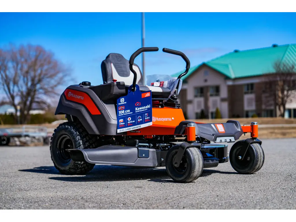Husqvarna Z242F Édition Spéciale  2025
