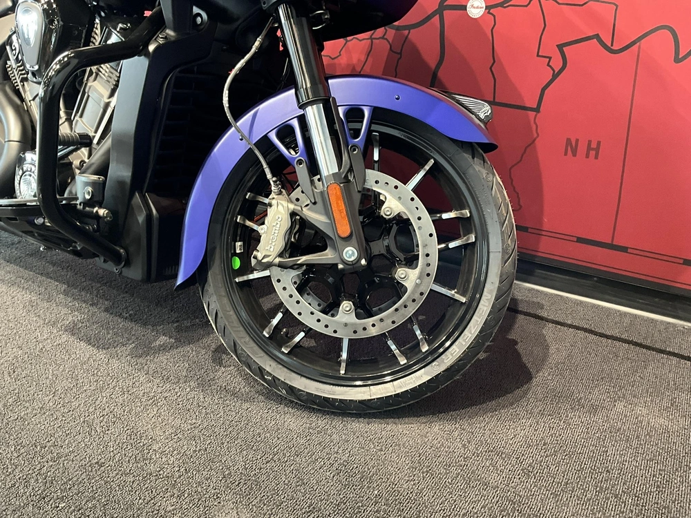 Indian Motorcycle Challenger Dark Horse 2024 alt