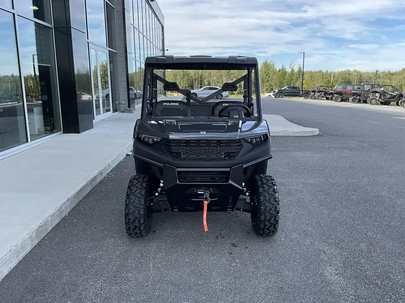 2025 Polaris Ranger 1000 Premium 2 000$ de réduction, jusqu'au 30-06-25
