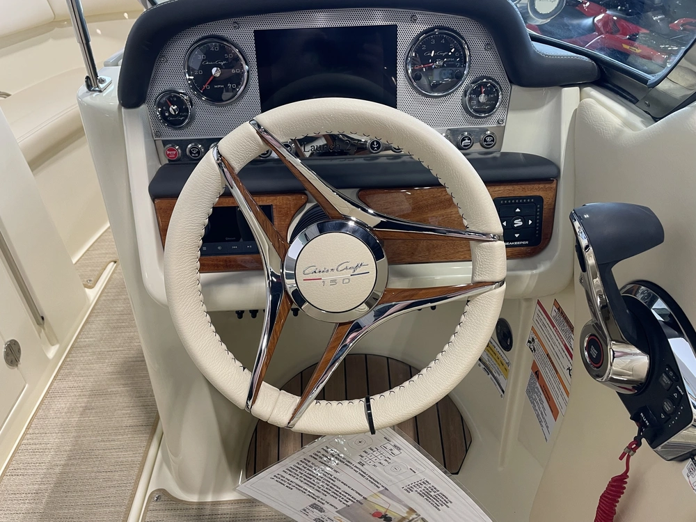 2025 Chris-craft Launch 27 Massive Price Drop alt
