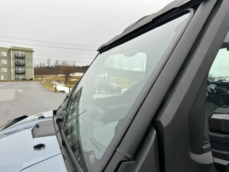 2025 Kawasaki RIDGE XR CREW LTD HVAC