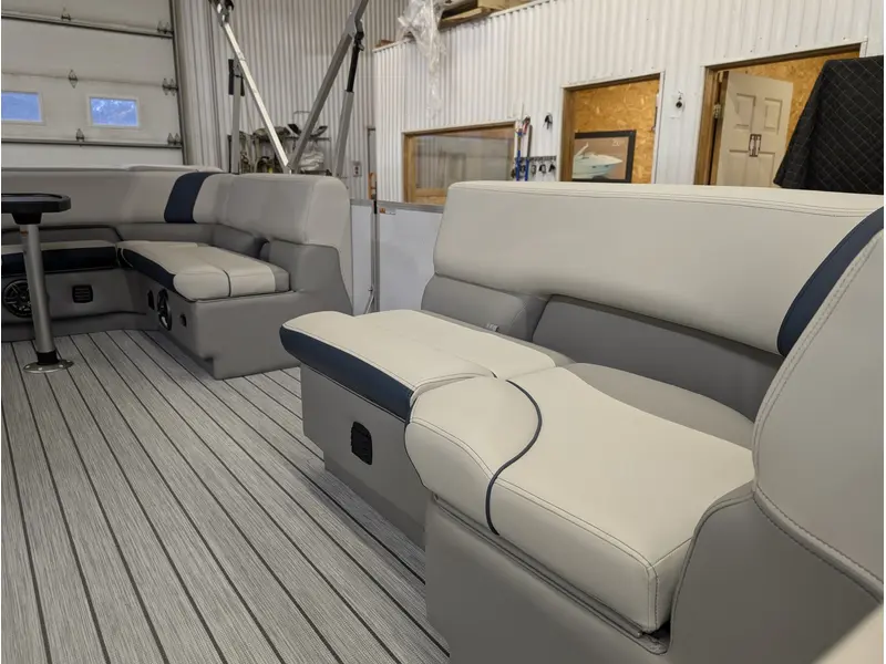 A - G3 Boats SunCatcher Select 18C 2025