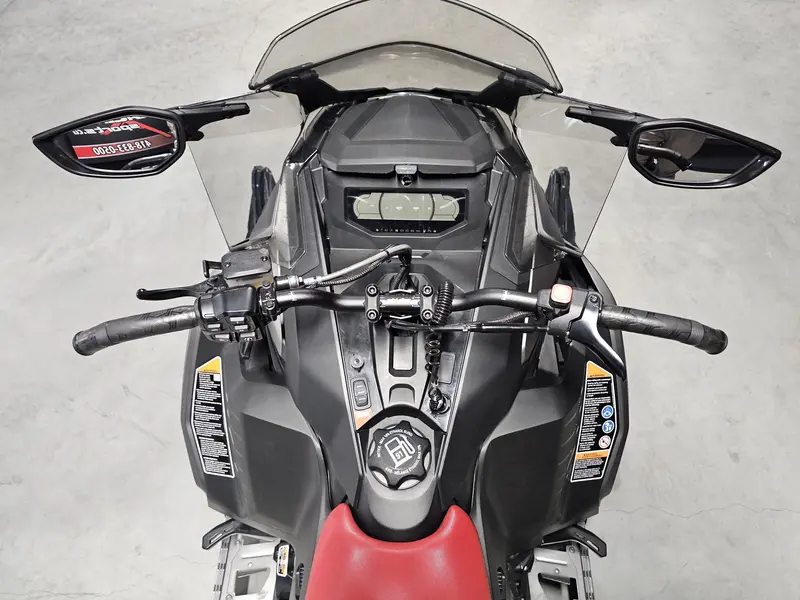 2023 Ski-Doo MXZ X-RS 850