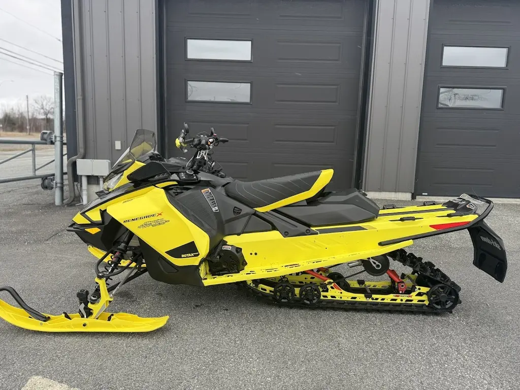 Ski-Doo Renegade X 850 E-TEC  2021