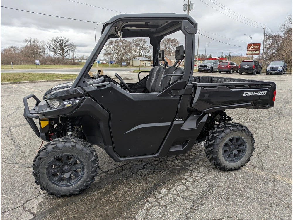 2024 Can-am Ssv Def Xt 64 Hd10 Bk 24 Xt alt