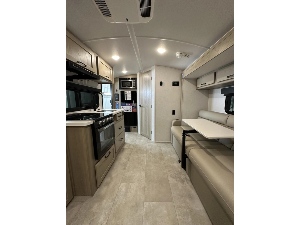 2025 Forest River 19fbs alt