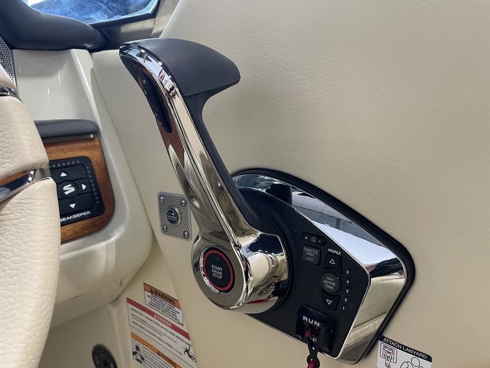 2025 Chris-craft Launch 27 Massive Price Drop alt