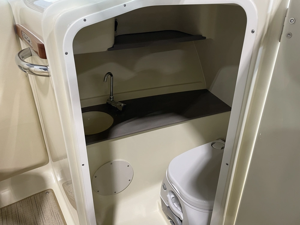 2025 Chris-craft Launch 27 Massive Price Drop alt