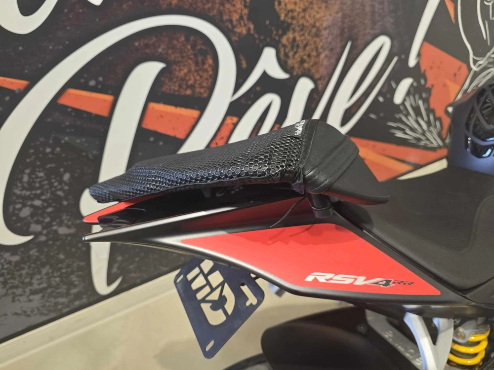 Aprilia Rsv4 1100rr 2018 alt