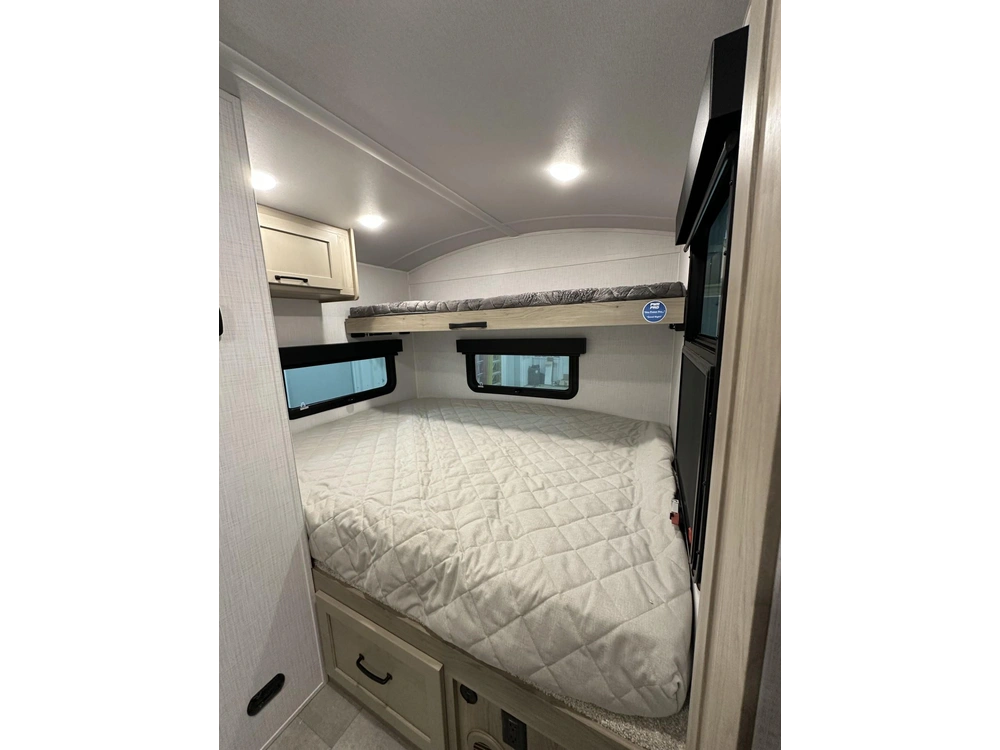 2025 Forest River 20fk alt