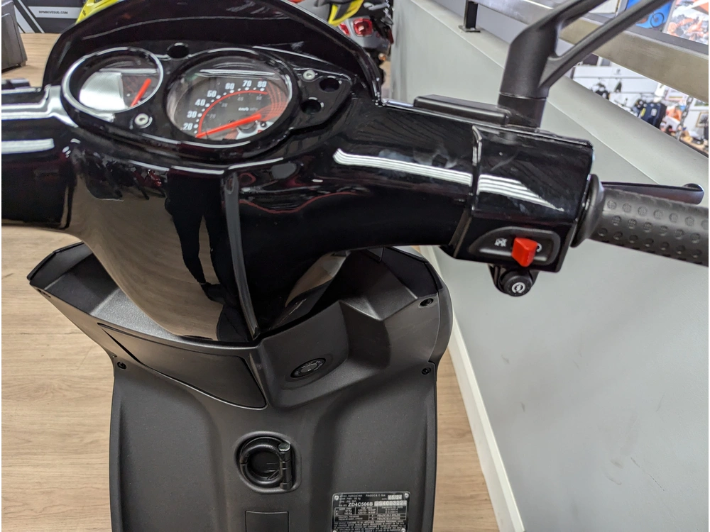 Aprilia Sr 50 Mt 4t 2025 alt