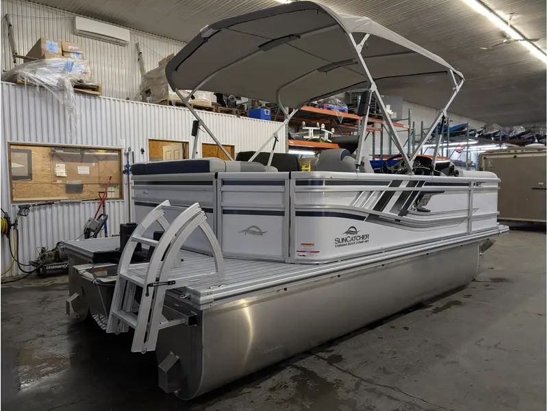 A - G3 Boats SunCatcher Select 18C 2025