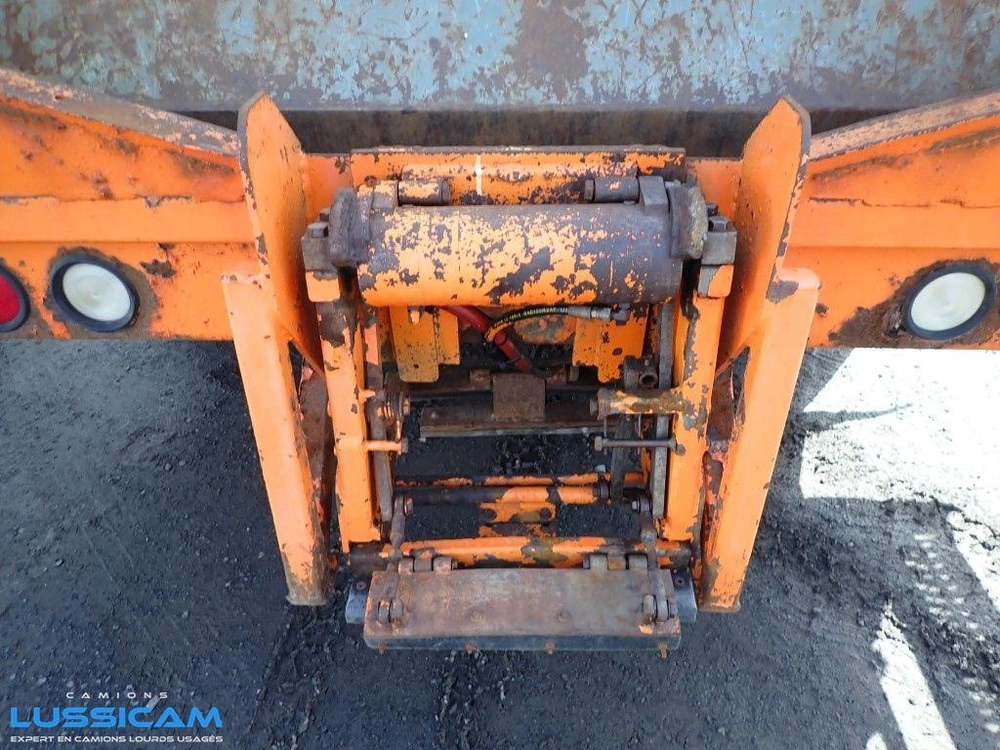 2007 Sterling 9513