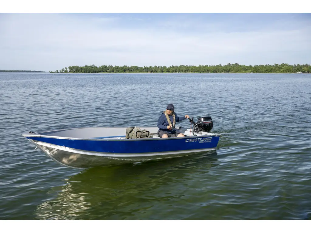 2025 Crestliner 1469 OUTREACH 